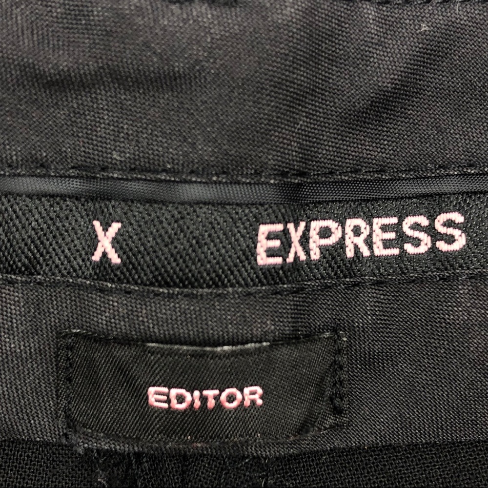 *SOLD* EXPRESS | Black 'Editor Fit' Pants - Picture 3 of 4